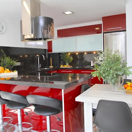 Holiday home Arenda Casa Caleta *